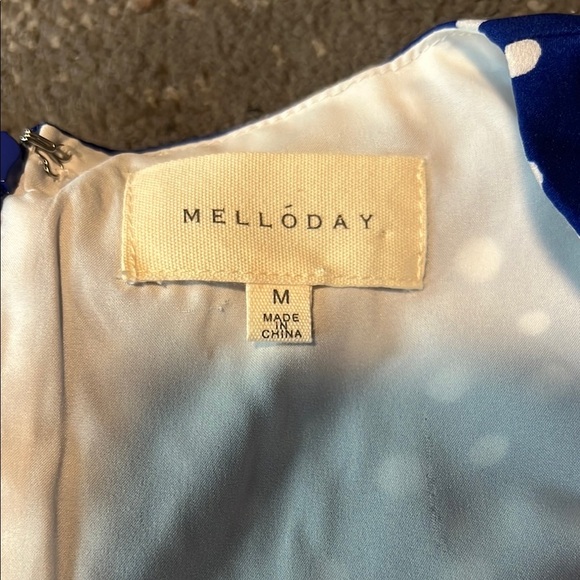 MELLODAY Blue and White Polka Dot Dress zips in back like new - Picture 5 of 5